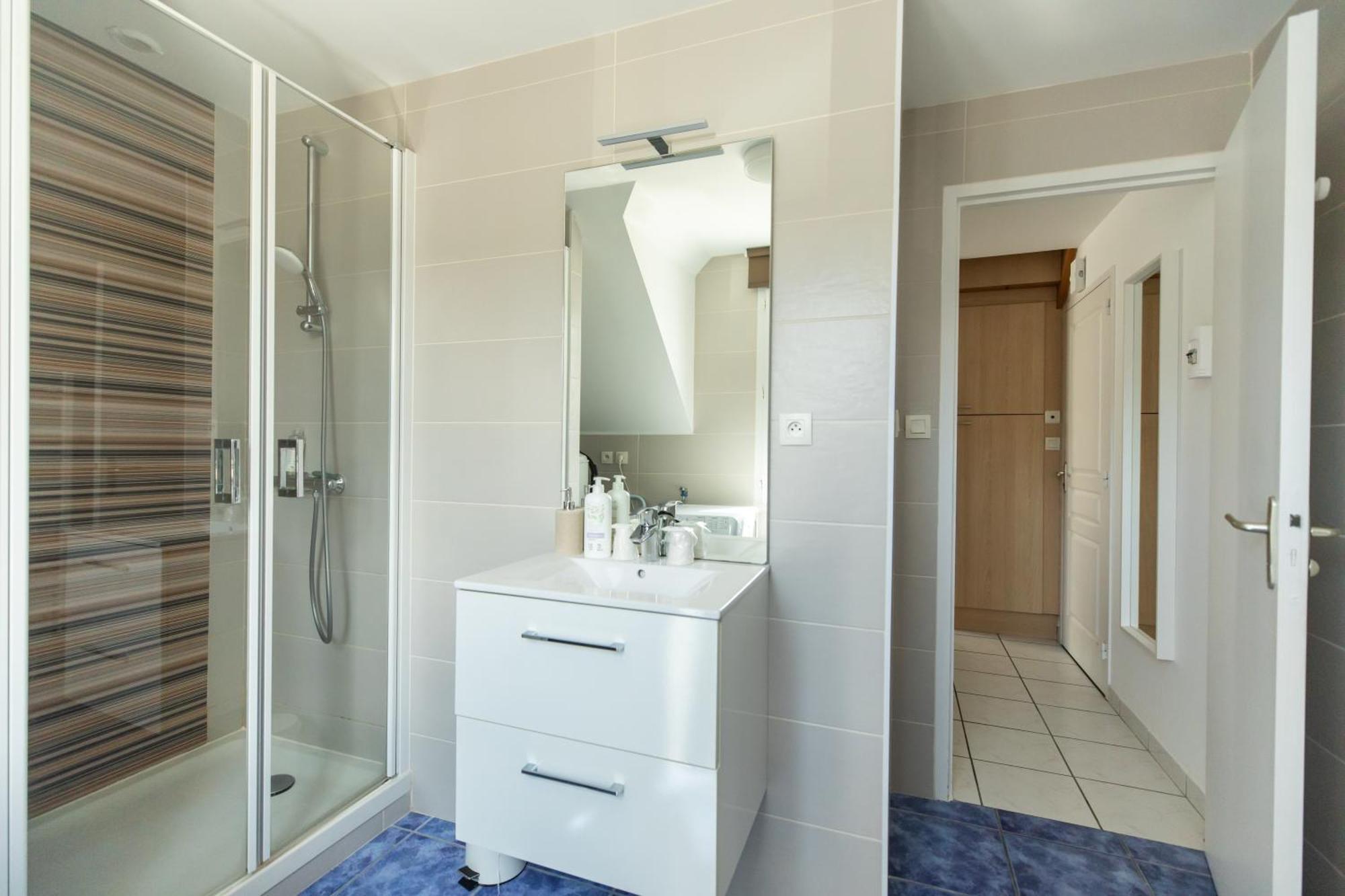 קרוזון Le Dixmude, Appartement Proche Plage De Morgat מראה חיצוני תמונה